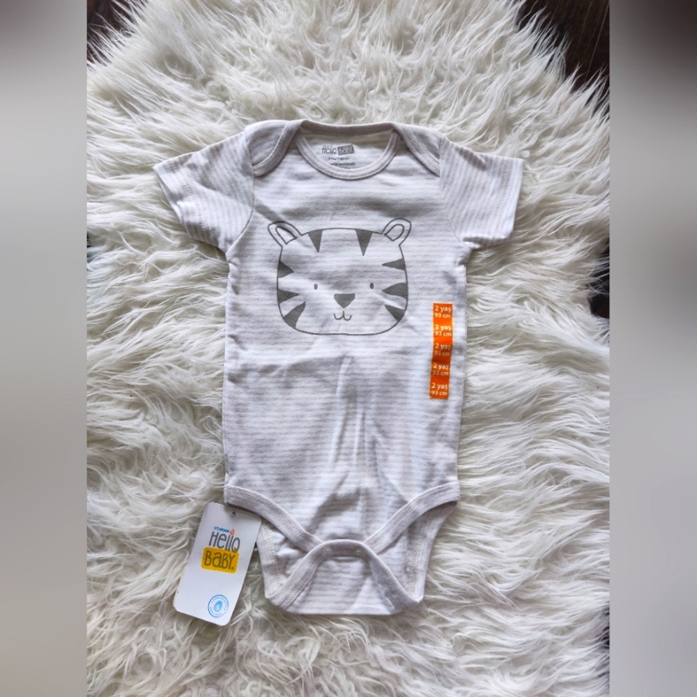 Unisex baby bodysuit